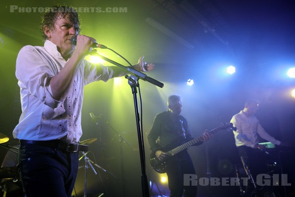 AND ALSO THE TREES - 2021-10-29 - PARIS - La Maroquinerie - Simon Huw Jones - Grant Gordon - Colin Ozanne